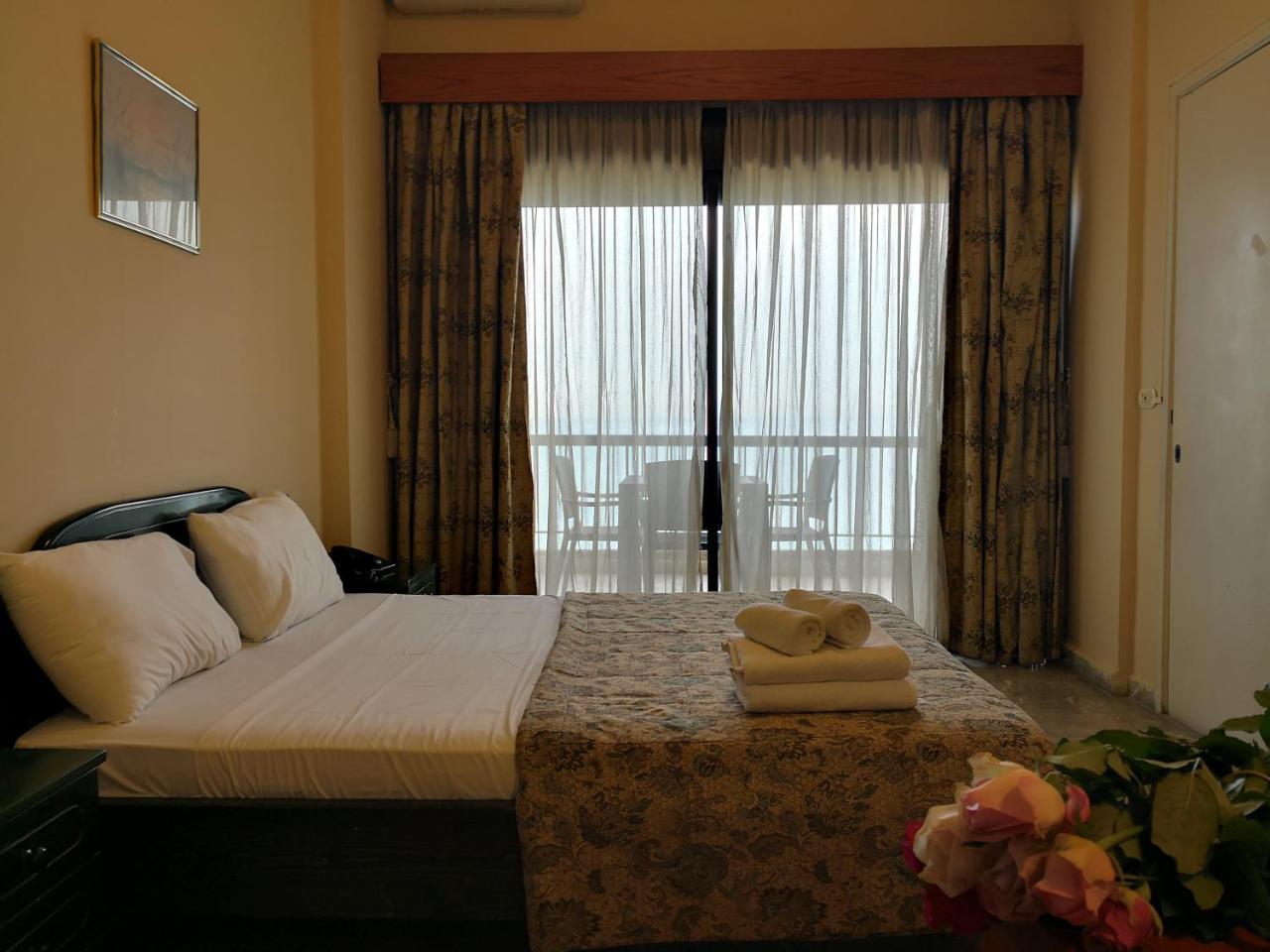 Holiday Suites Hotel & Beach Resort Jounieh Luaran gambar