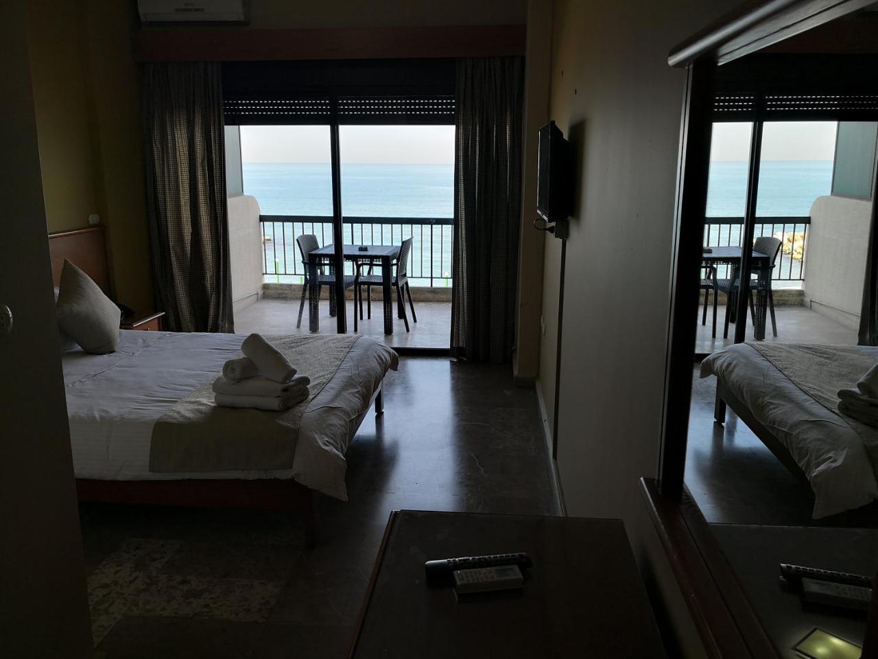 Holiday Suites Hotel & Beach Resort Jounieh Luaran gambar