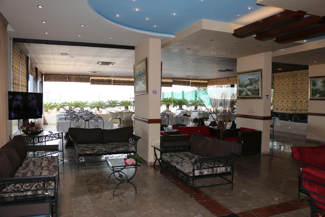 Holiday Suites Hotel & Beach Resort Jounieh Luaran gambar